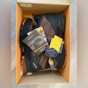 Brand new AKU Gore-Tex Rock DFS hiking boots